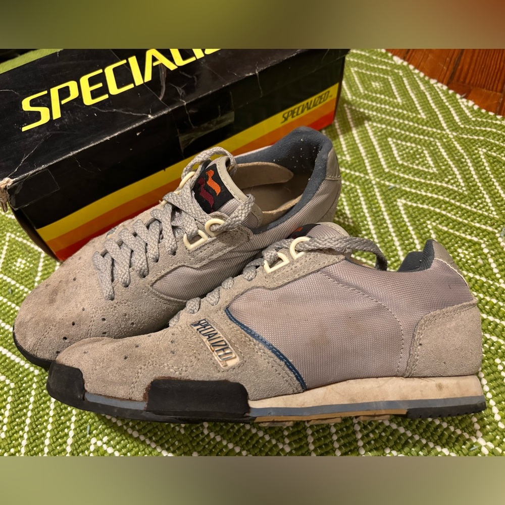 Rare vintage 1980s Specialized cycling shoes